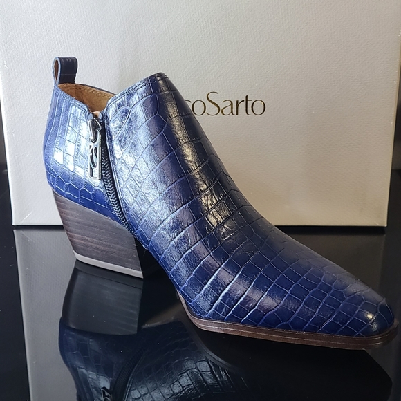 *NEW* Franco Sarto Dingo Bootie - Picture 2 of 16